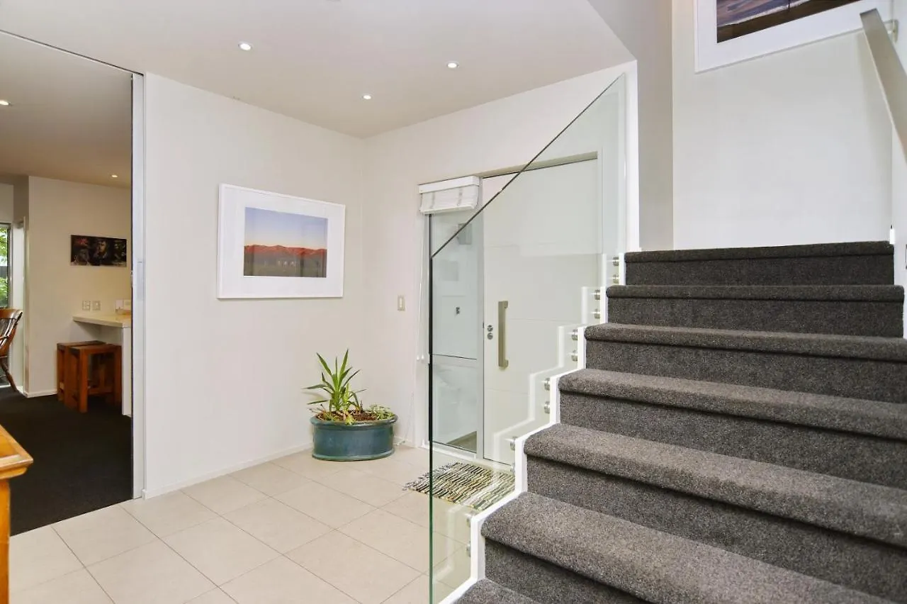Jeffreys Road - Christchurch Holiday Homes 뉴질랜드