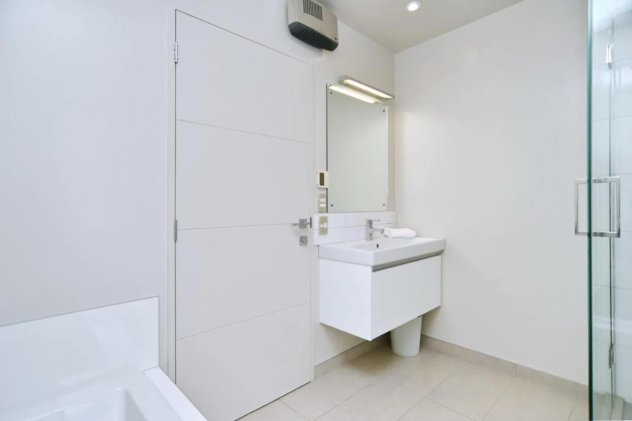 Jeffreys Road - Christchurch Holiday Homes